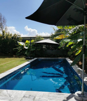 OXLEY Private Heated Mineral Pool & Private Home